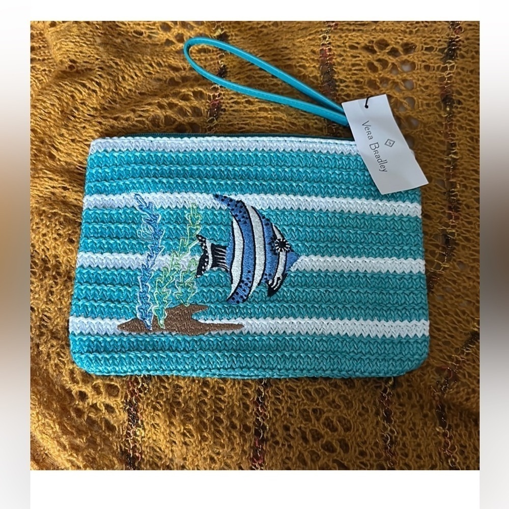 - 🤗NWT Vera Bradley Wristlet bag